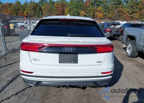 2021 Audi Q8 Premium Plus 55 Tfsi Quattro Tiptronic z USA, uszkodzony, nr VIN WA1EVAF10MD011571